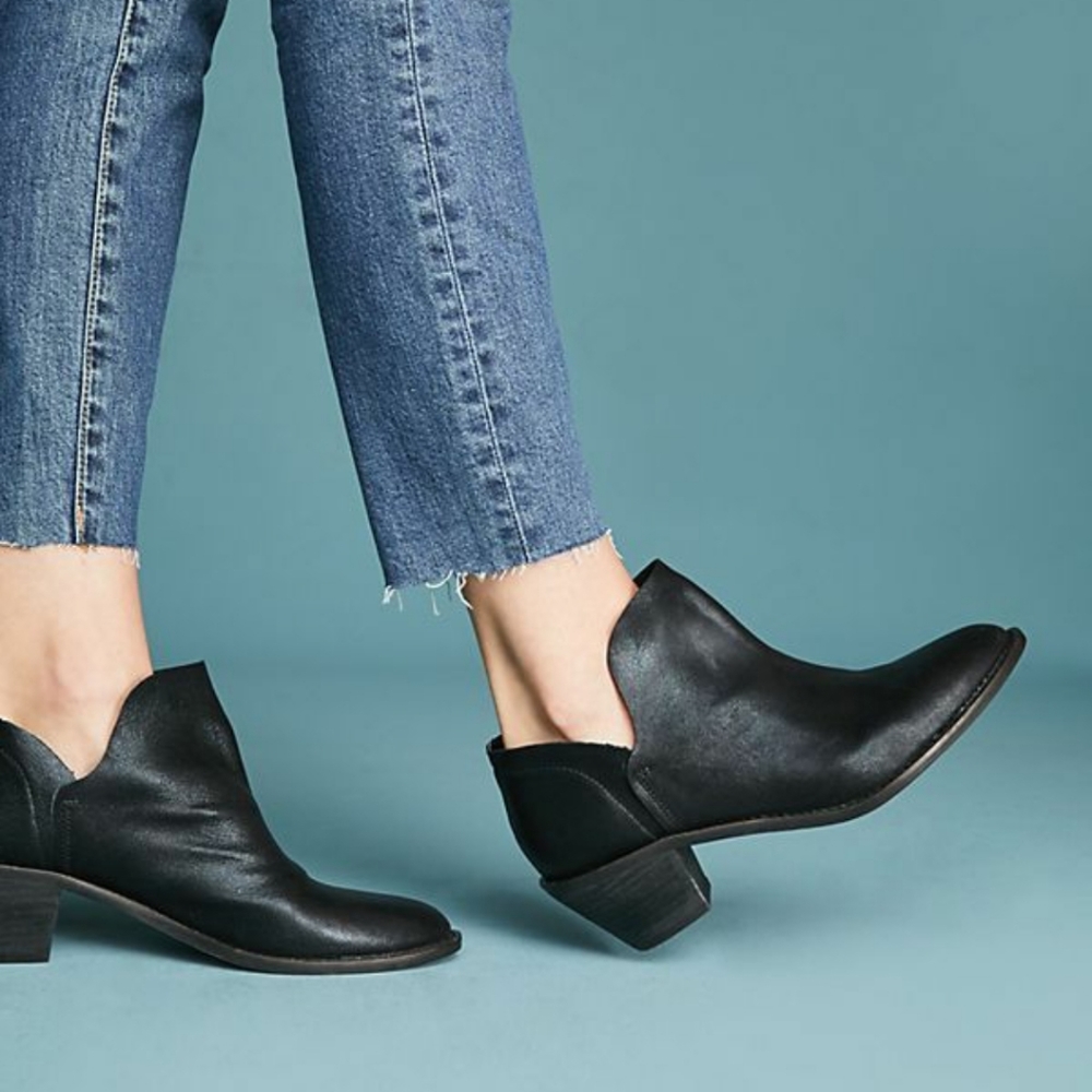 Kelsi Dagger Brooklyn Kenmare Bootie black size 9